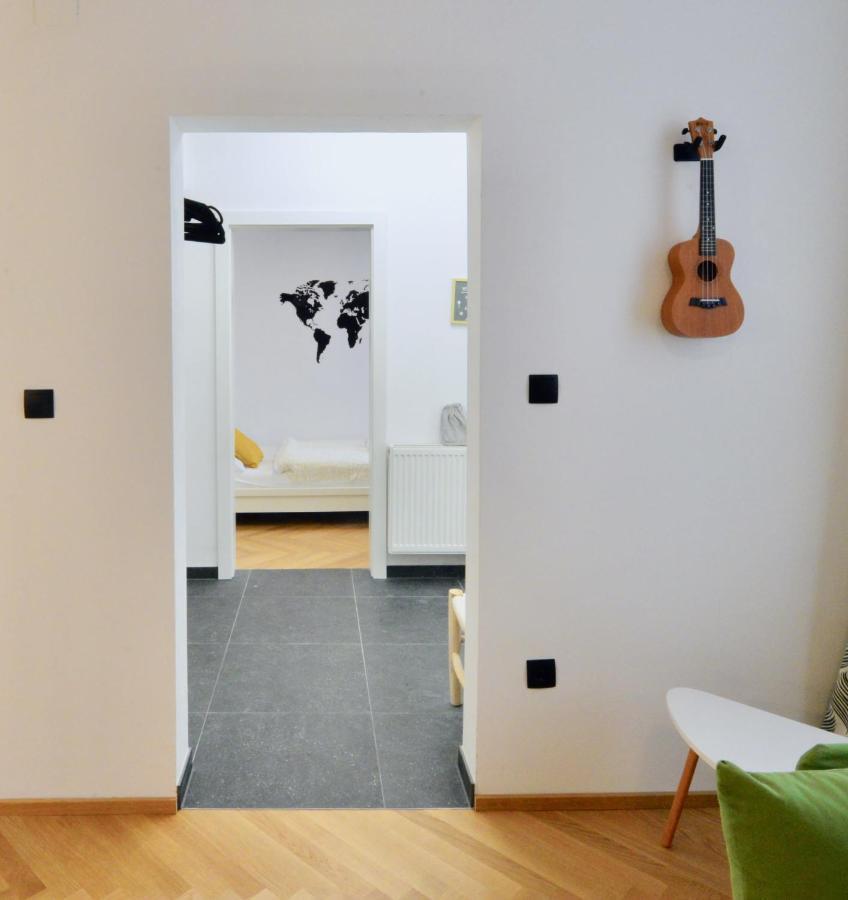 Modern Flat With Parking Space Leilighet Wien Eksteriør bilde
